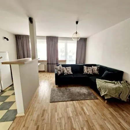 Ara House