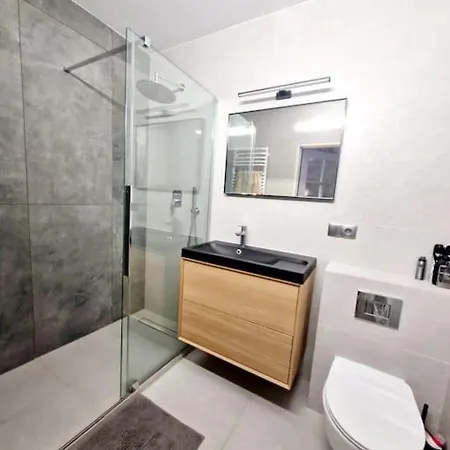 Ara House Apartmán