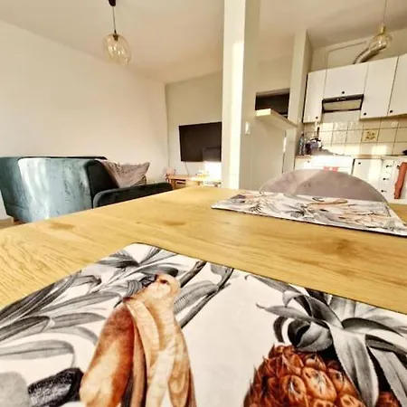 Ara House Apartmán *